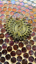 Load image into Gallery viewer, Aditi Earrings
